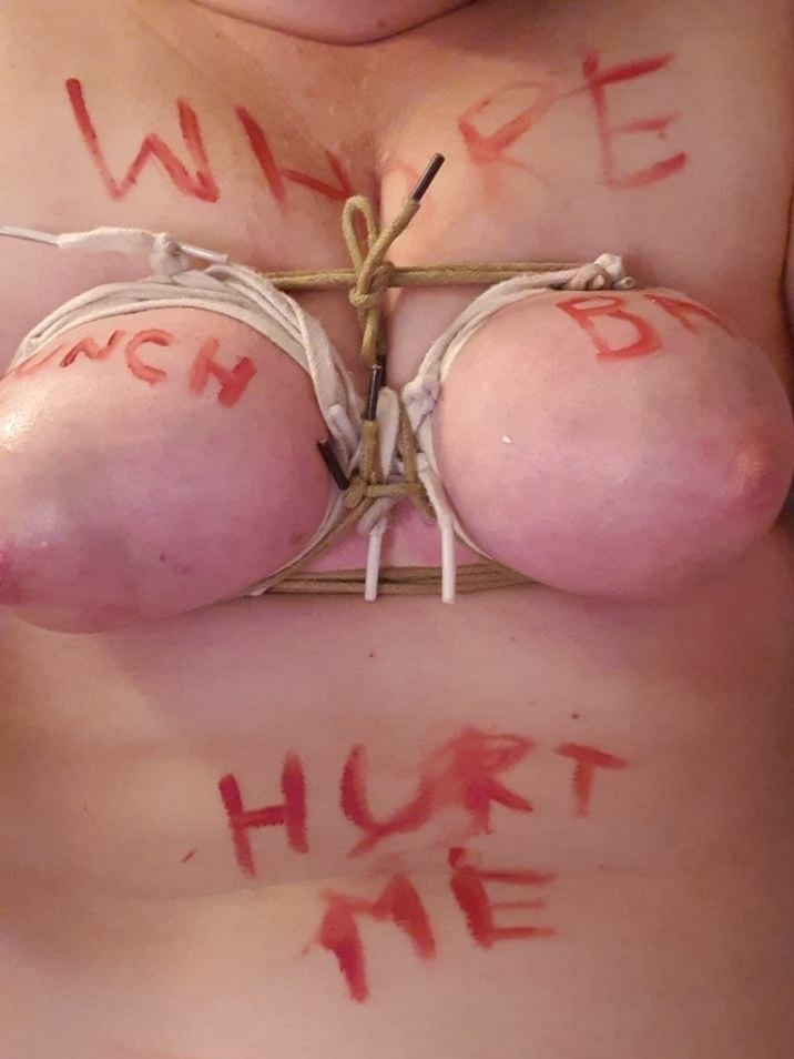 Pain slave humiliated - 22 Photos 