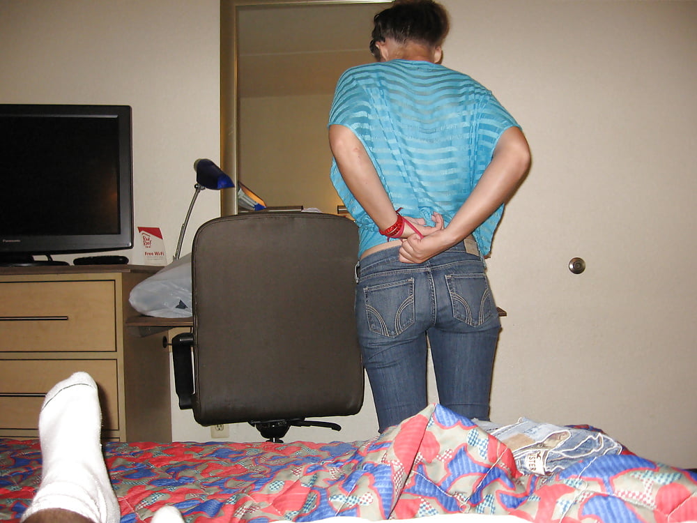 Sex A nice ass in tight jeans image