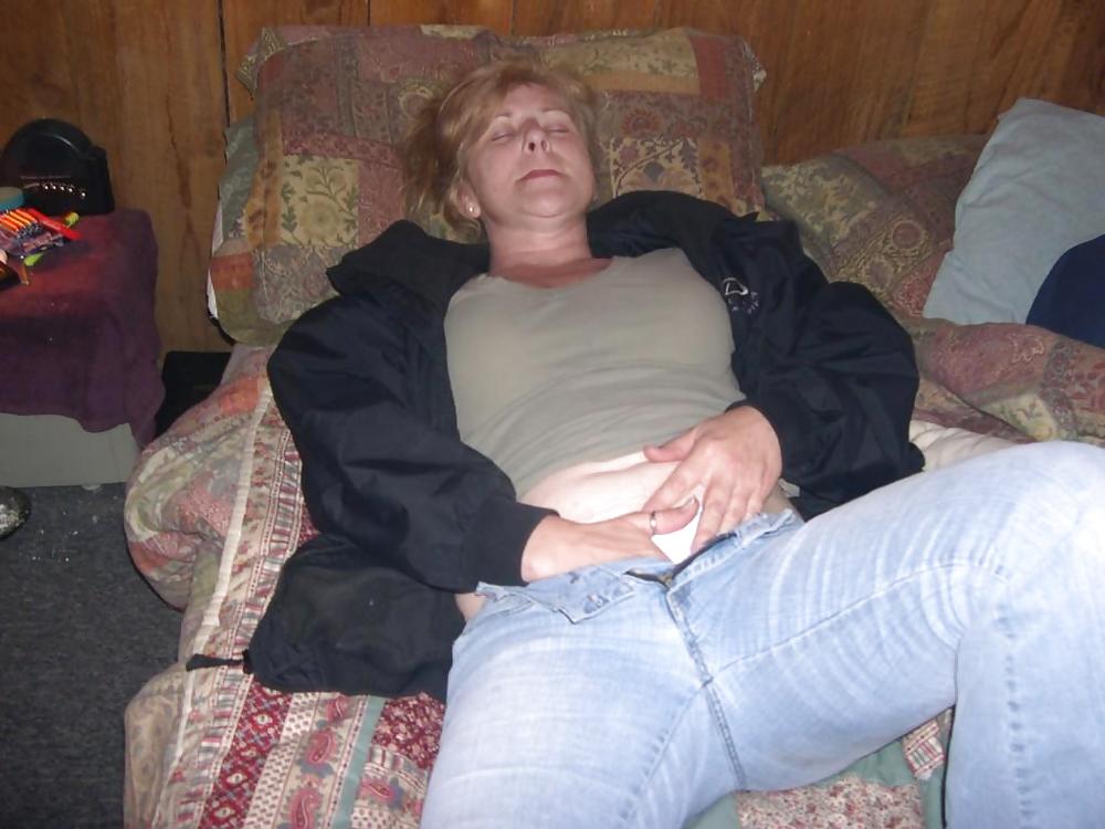 Sex Blonde MILF Spreading Legs for All image