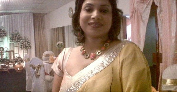 Indian mom boobs photos