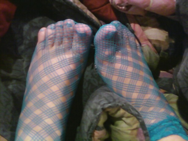 Sex Feet with blue toes image