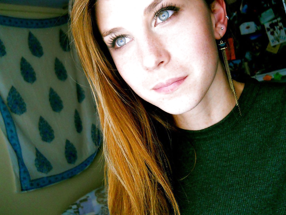 Sex Lovely bikini girls.... image