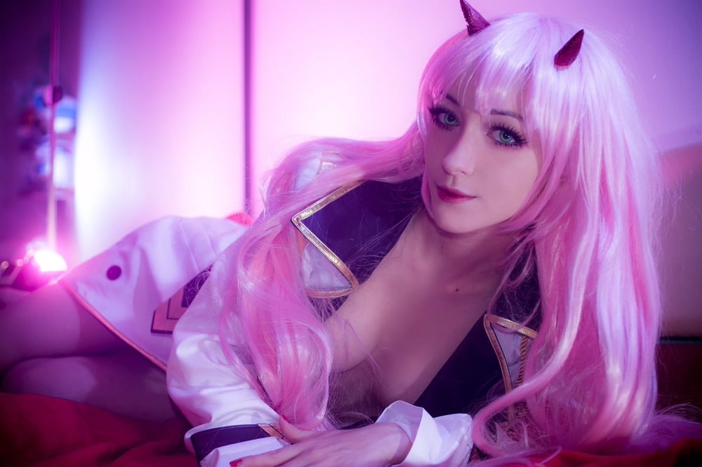 Zero Two Cosplay By Spring 1