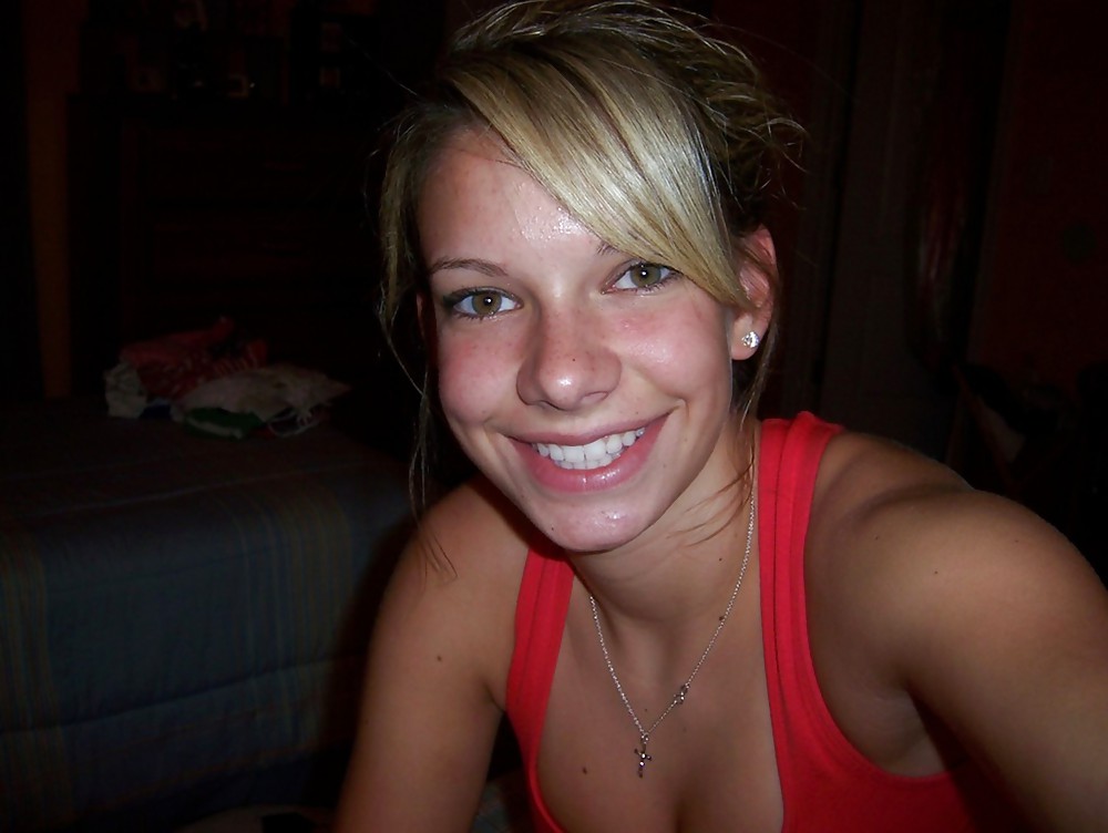 Sex Pretty Amateur Allie image