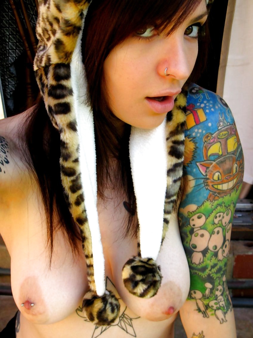 Sex The world of beautiful women with tattoos 6 image