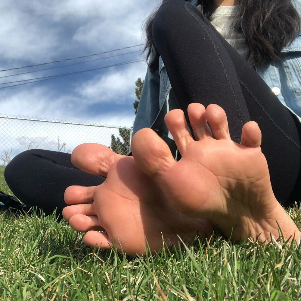 Latina Foot Goddess - 50 Photos 