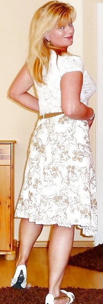 Sex Ulrike Posing image