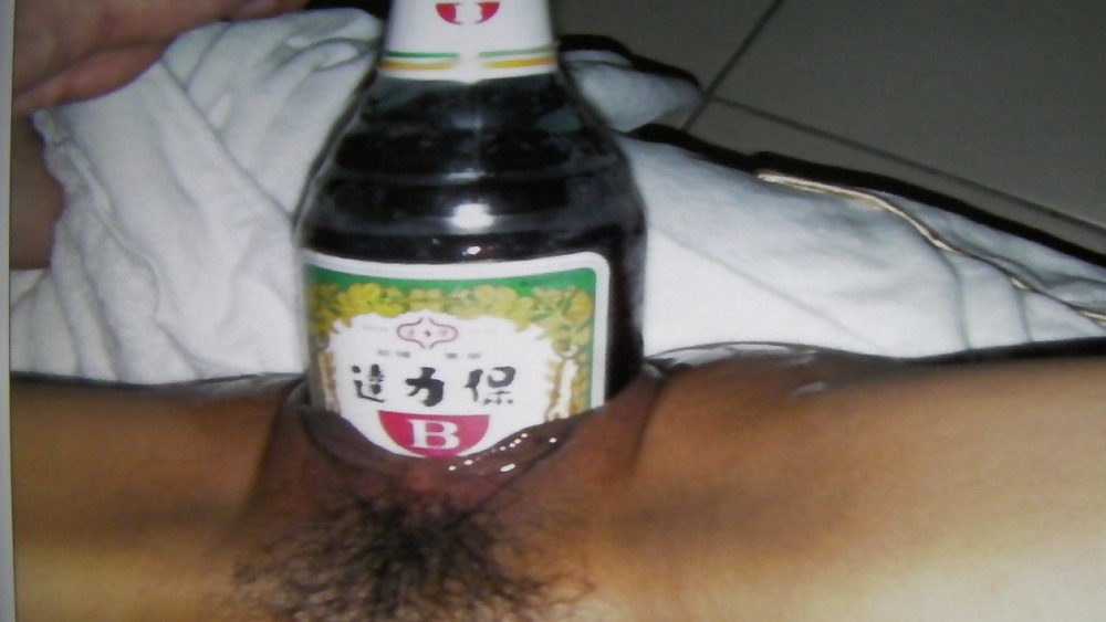 Sex Taiwan wife public pussy bottle insertion image