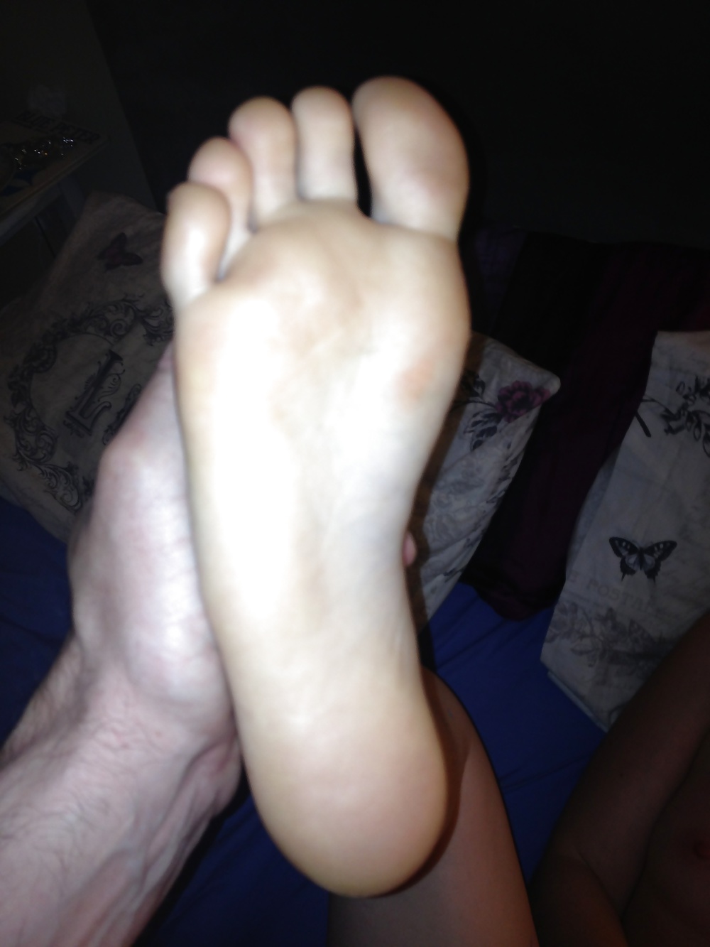 Sex Young wife's tiny feet image