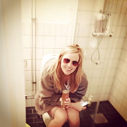 Sex Blonde Woman Bathroom Pics image