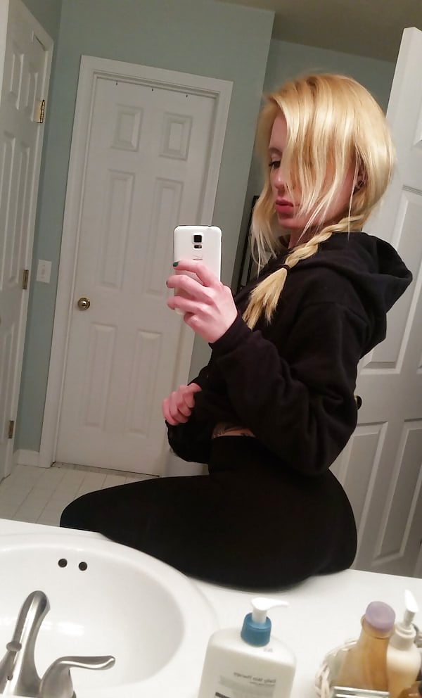 Sex Hot Babes 11 image