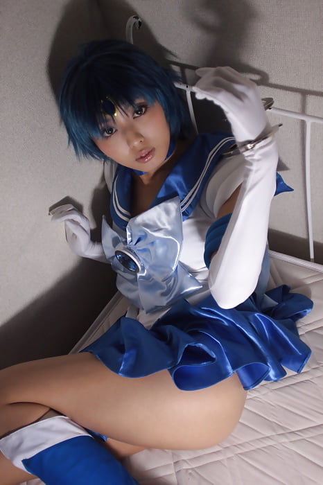 Sexy Sailor Mercury Cosplay 46 Pics