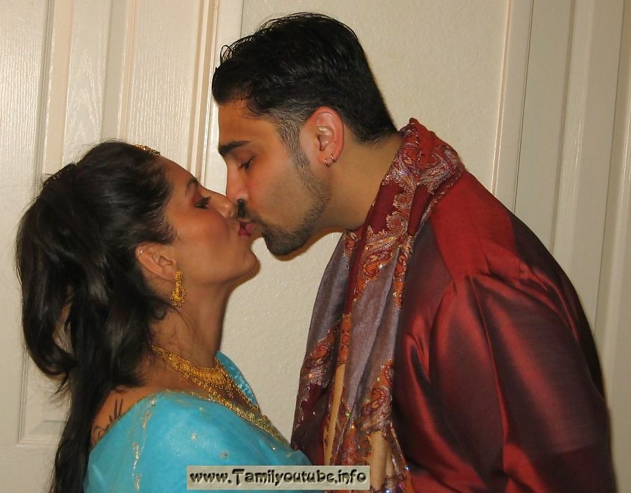 Sex Real kissing indians image