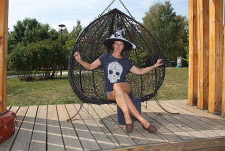 hanging chair         