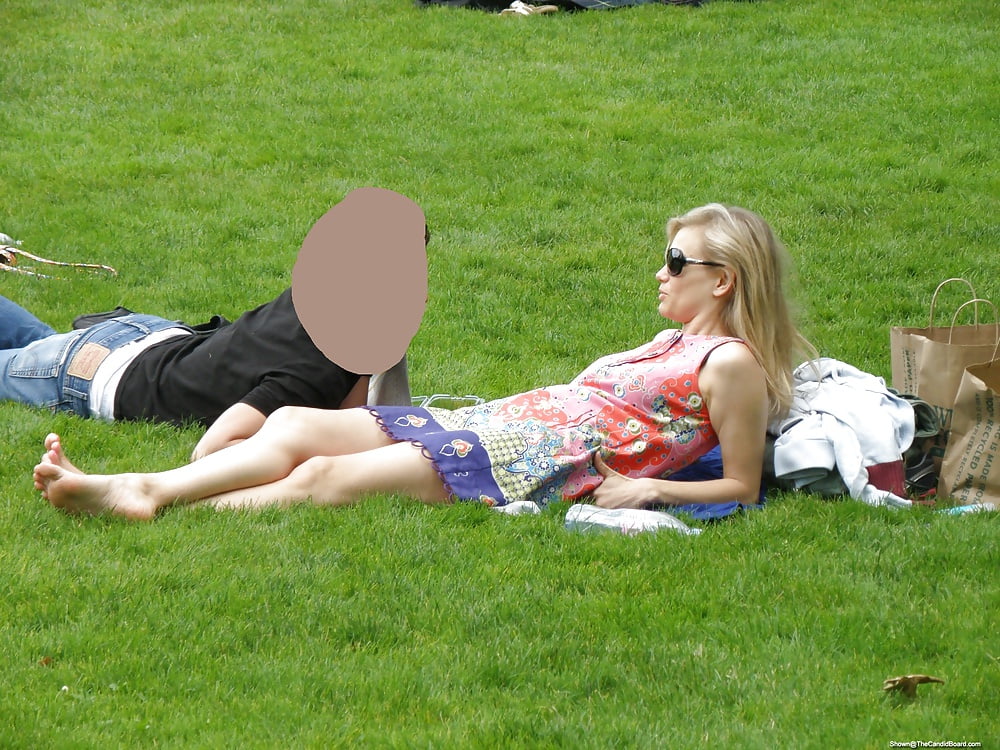 Sex Voyeur.Candid.22 image