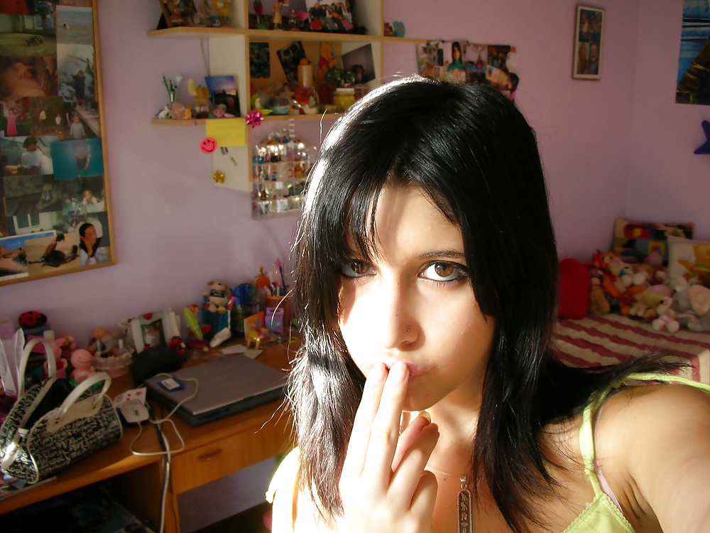 Sex Self shot - Amateur girl #2 image