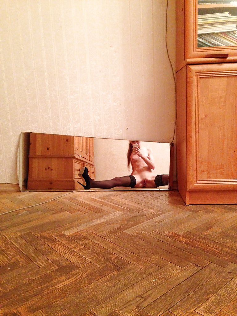 Sex Amature girl Alina Doncova selfies image