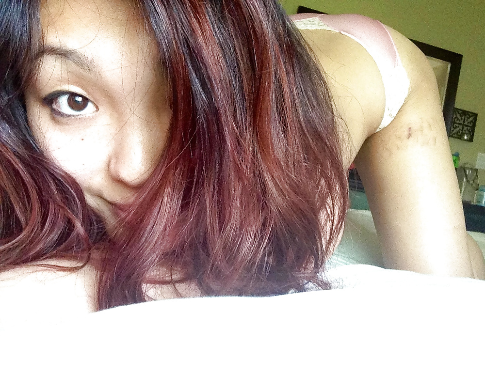 Sex Stunning Asian Plugged image