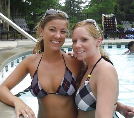 beach bikini babes