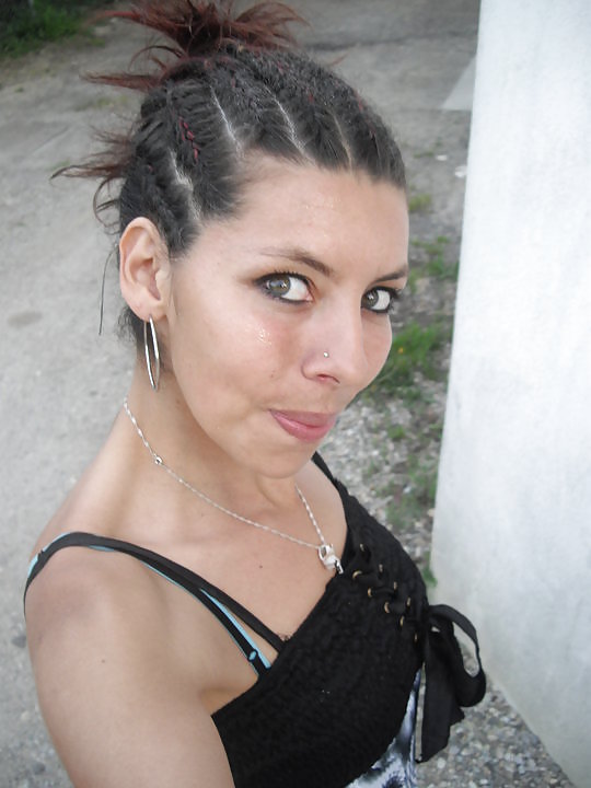 Sex French MILF Laetitia's Self Face Shots 2 image