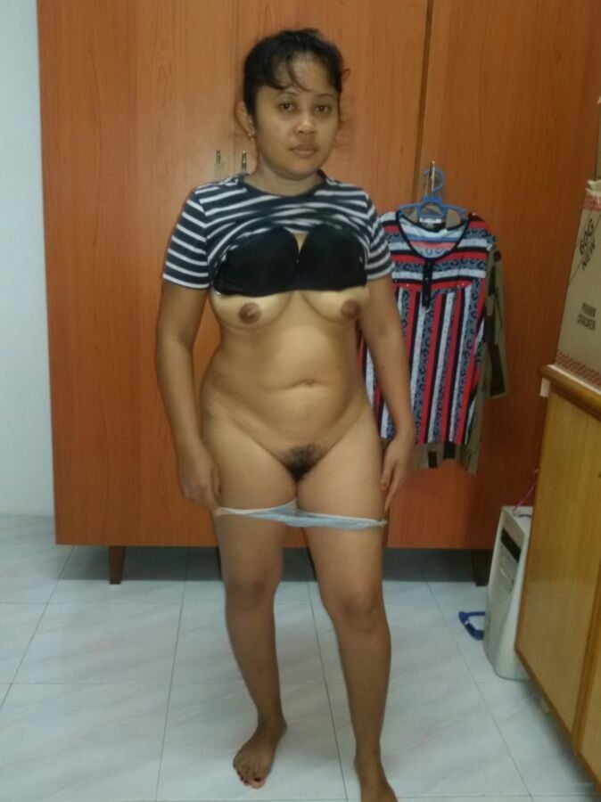 Amateur Filipina Housewife Nude 19 Pics Xhamster