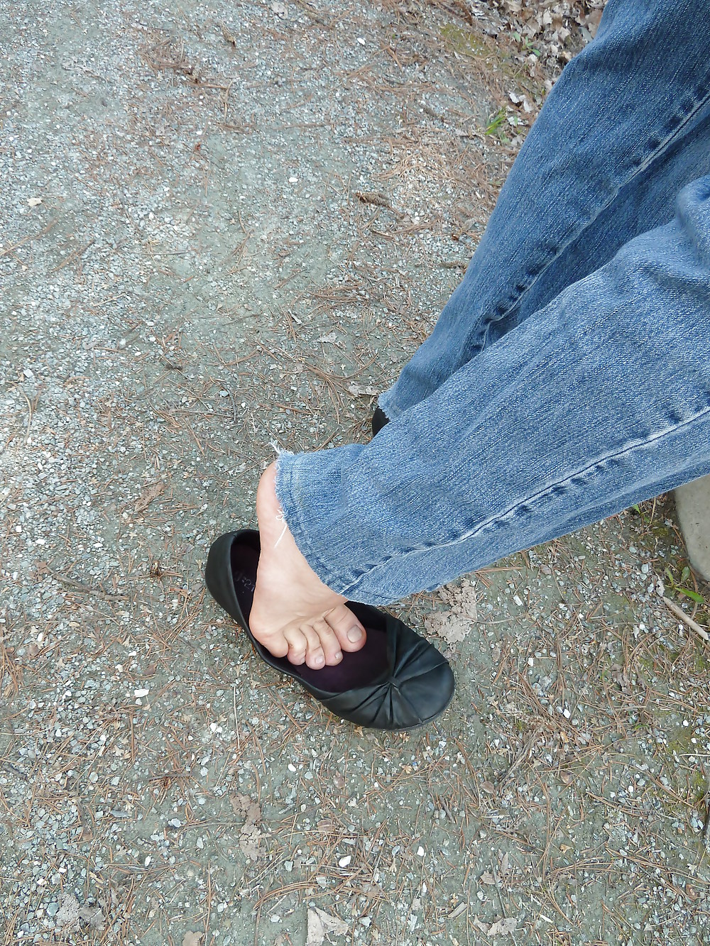 Sex outdoor feet image