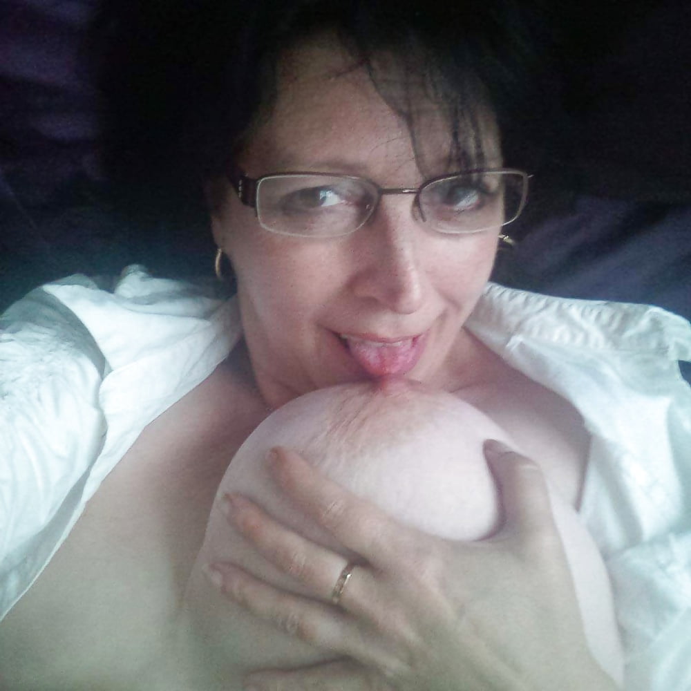 Sex V from Facebook image