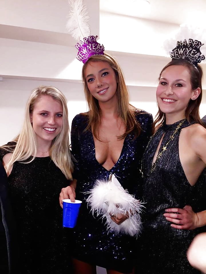 Sex Chicks I Dig - Young & Cute # 26 image