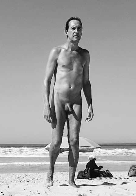 B&W nudist FKK french beach 2020 - 8 Photos 