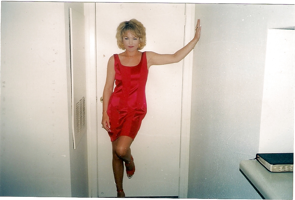 Sex Carolyn hand & ankles bond tits tied post-it note image