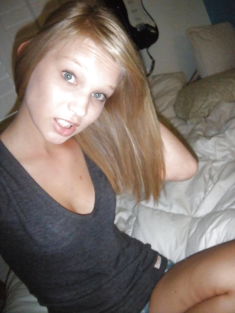 Sex Teen Selfshot 2 image