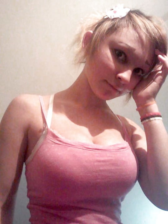 CUTE BUSTY TEEN (SG) photo #324664789