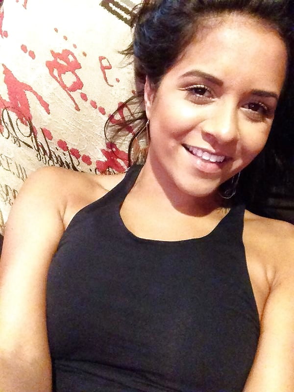 Sex Amateur brunette image