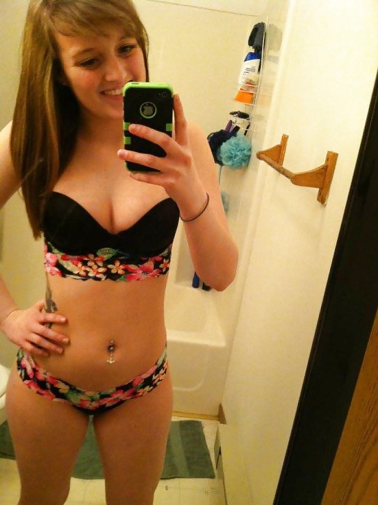 Sex Amazing Amateur Teens 39 image