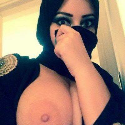 Muslim Hijabi Bitches - Boobs - 57 Photos 