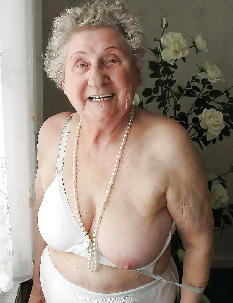 Mature old ladies naked-6509