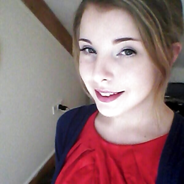 Sex Chantal Louisa Miles in Cornwall, UK. EXPOSED!! image