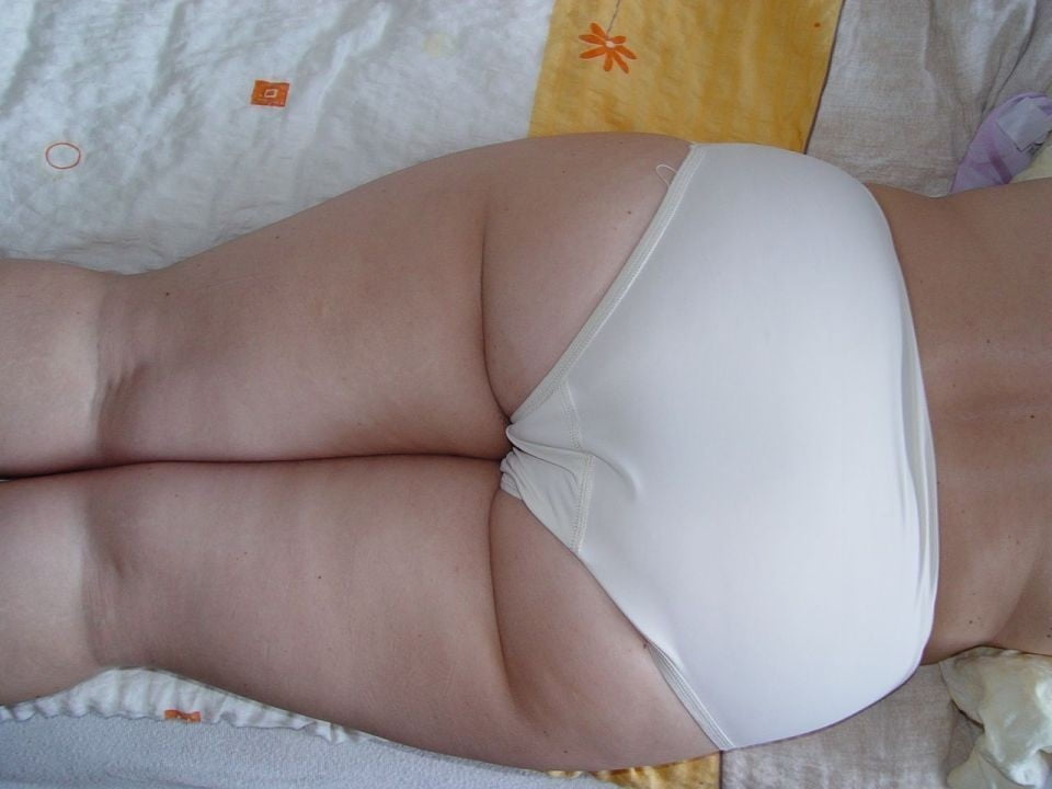 Sex Sexy chubby Russian MILF image