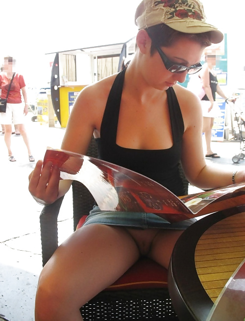 Sex Amateur Sluts Public Flashing! image