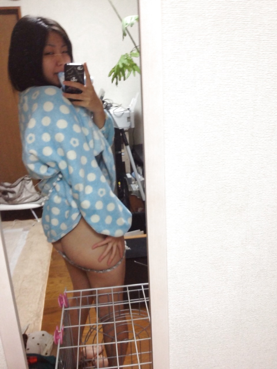 Sex Super Cute Japanese Schoolgirl's naked selfies image