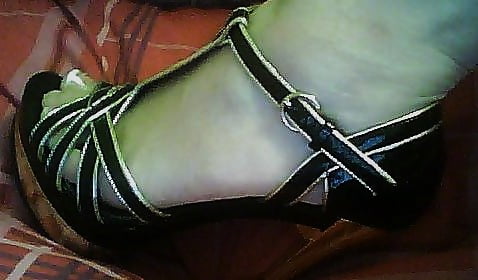 Sex sarahs sexy feet & heels image