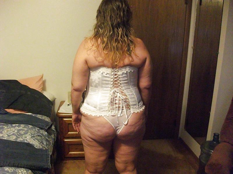 Sex marisa in white lingerie image