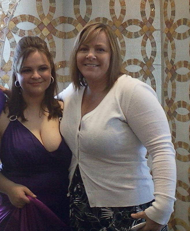 Exposed wife - 44 Photos 