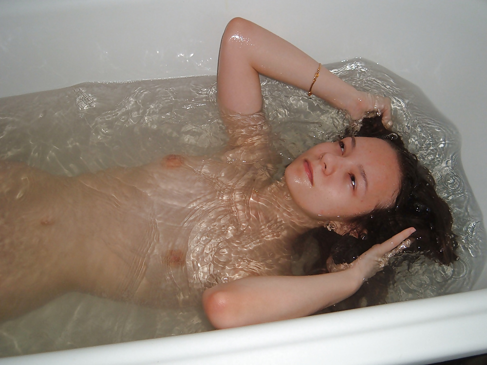 Sex Random girlfriends: Naeva image