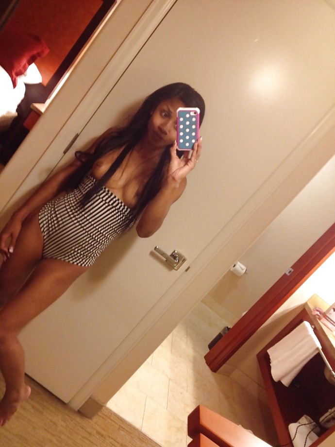 Sex Hot Ebony Teen Selfies image