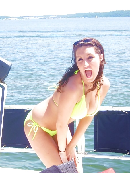 Sex Kate, the teenage bikini bitch image