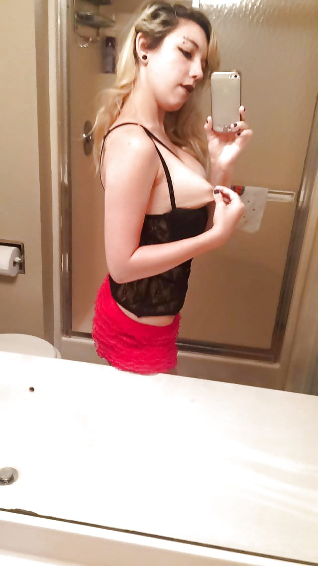 Sex SUPER HOT SELFIES 20 image