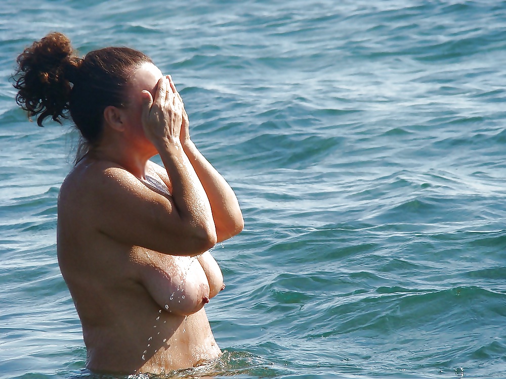 Sex Ordinary Women are SOOOO HOT!! 3 image