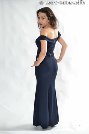 photo shooting with turkish born jasmin in an evening dress         