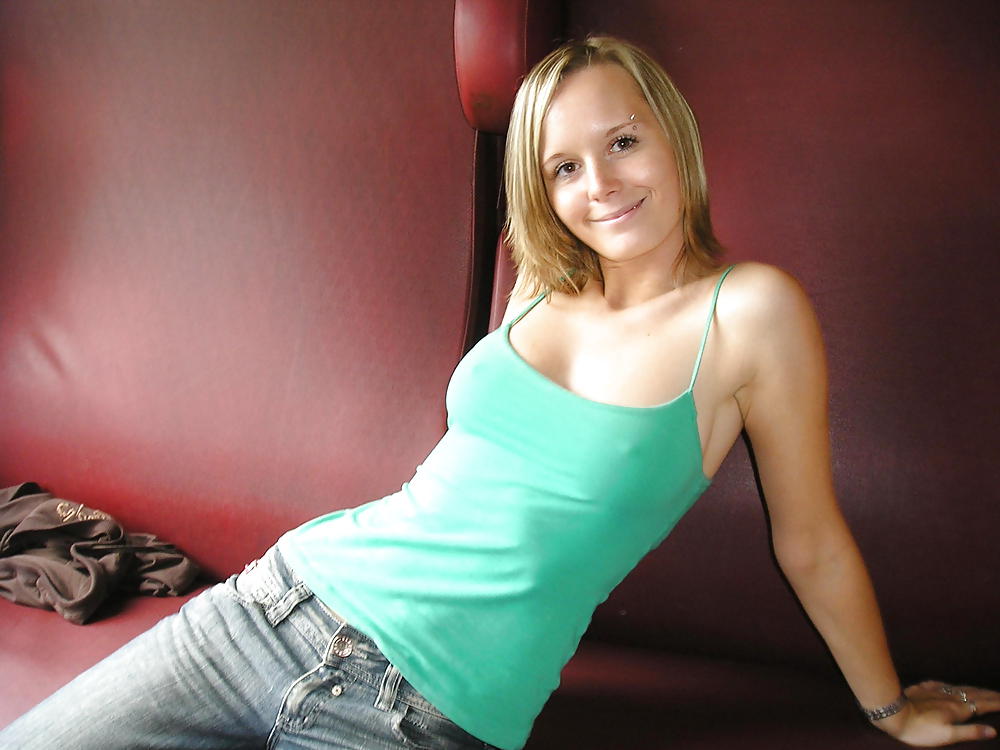 Sex Having fun in public image